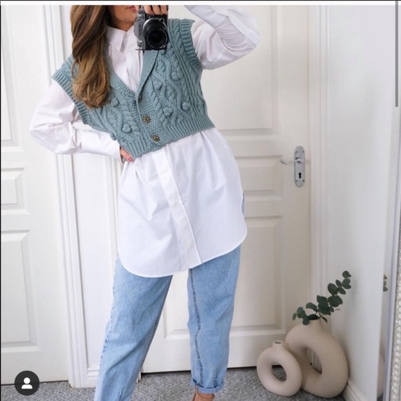 Zara Jackets & Blazers - Zara cable knit vest with jewel buttons